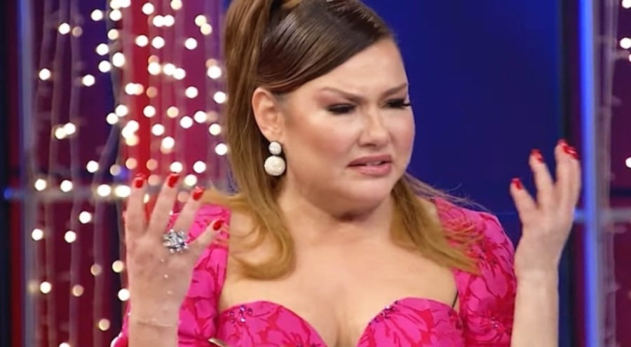 Şarkıcı Deniz Seki: TikTok kapatılsın