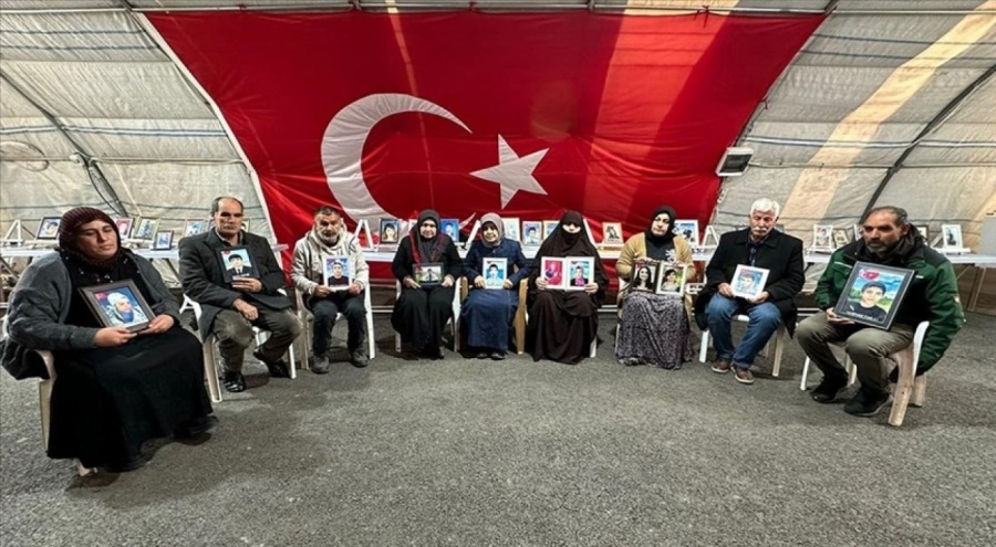 Diyarbakır annelerinin evlat nöbeti sürüyor