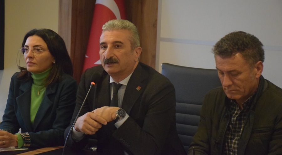 CHP Bursa İl Başkanı Yeşiltaş aday adaylarıyla buluştu