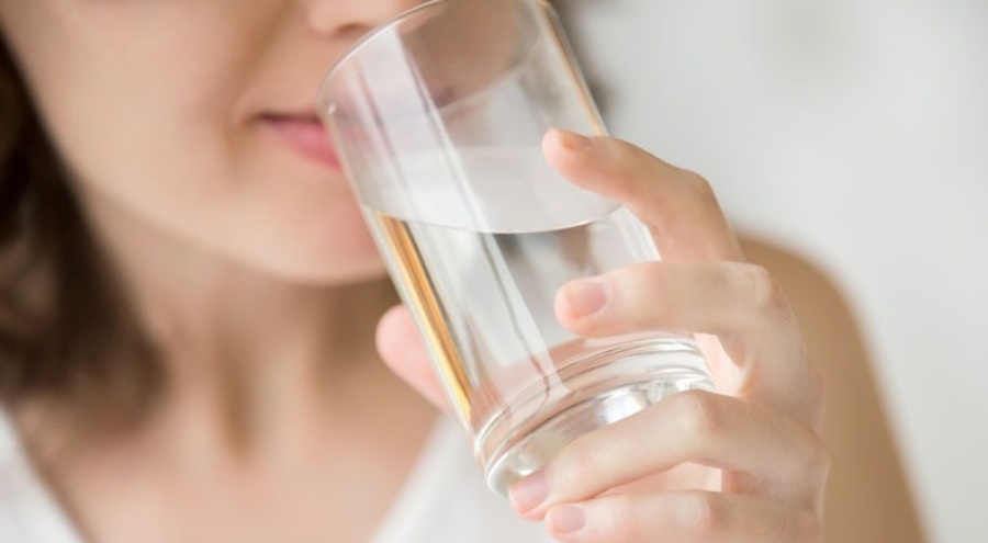 Kilo vermek için suyu böyle tüketin!