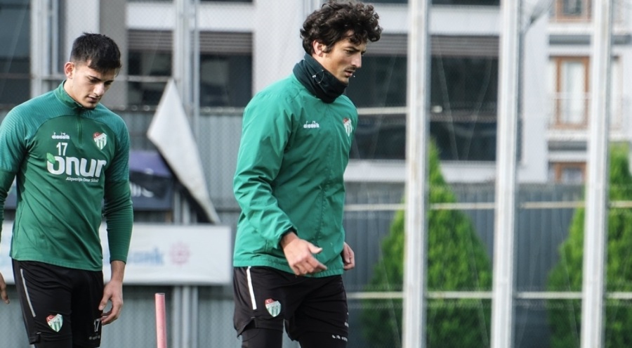 Bursaspor'da çalışmalar tam gaz devam ediyor