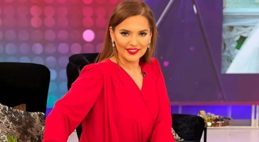 Şarkıcı Demet Akalın ameliyat oldu