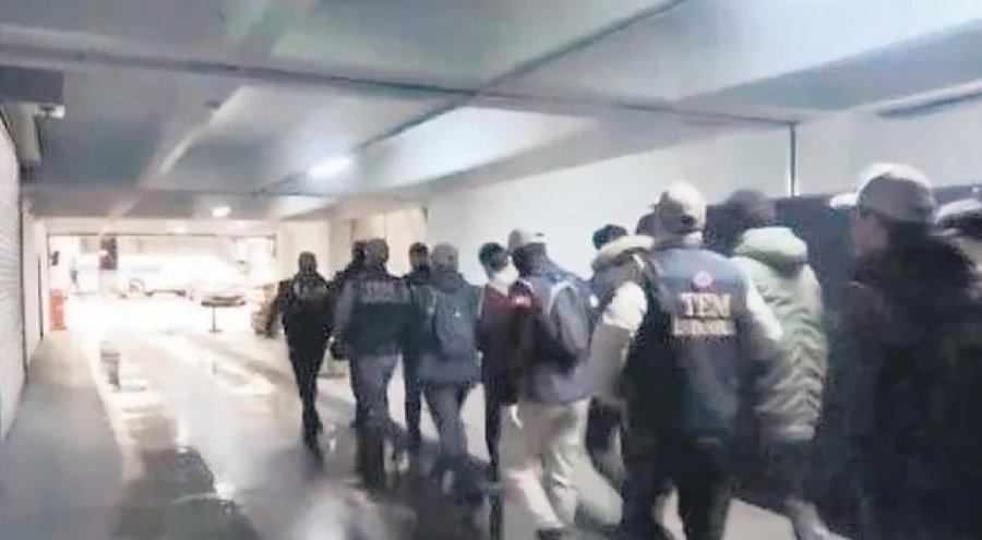 MOSSAD'ın mülteci maskesi! Her fotoğrafa 100 dolar ödemişler