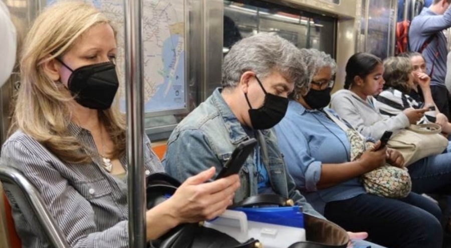 ABD'de vakalar arttı: Maske zorunluluğu geri geldi