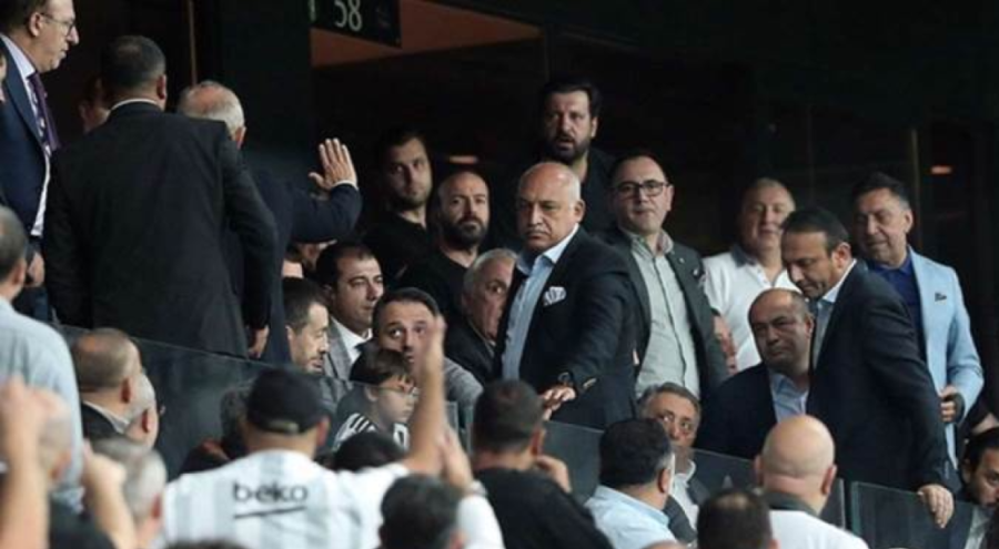 Mehmet Büyükekşi'ye hakaretle suçlanan kişilere dava