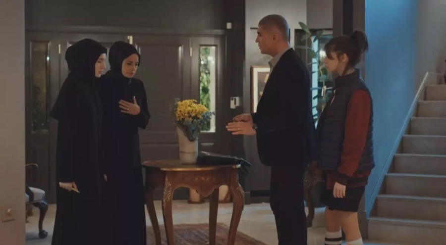 'Kızıl Goncalar' yasağı Fransız basınında