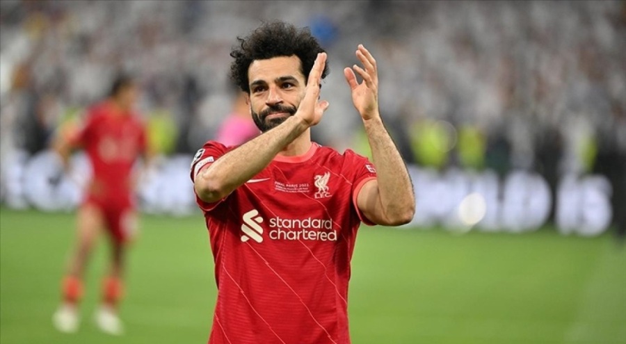 Liverpool'un yıldızı Salah sahada golleriyle, saha dışında Gazze'ye desteğiyle parlıyor