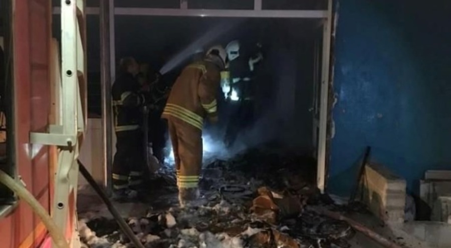 Evde çıkan yangında can verdi