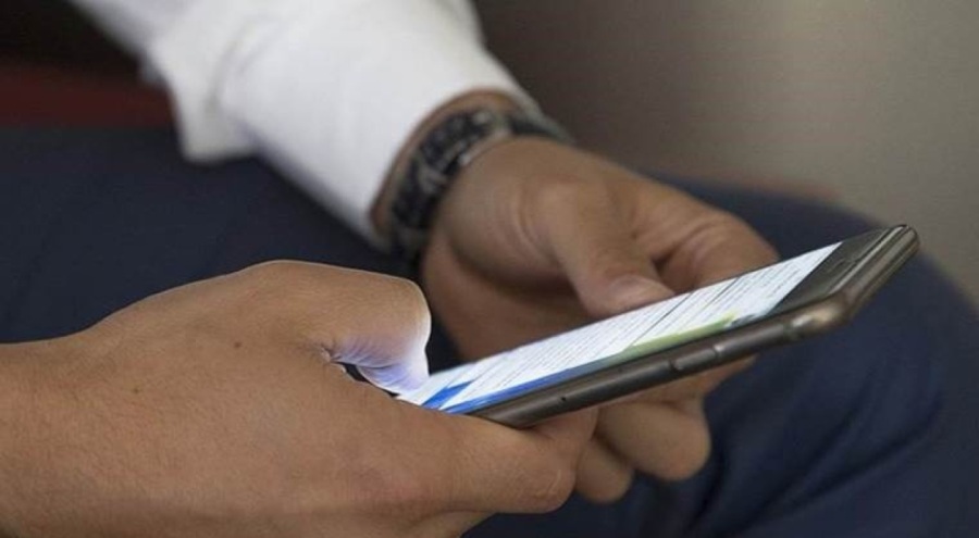 Sosyal medyada gördüğü reklama tıkladı, dolandırıldı