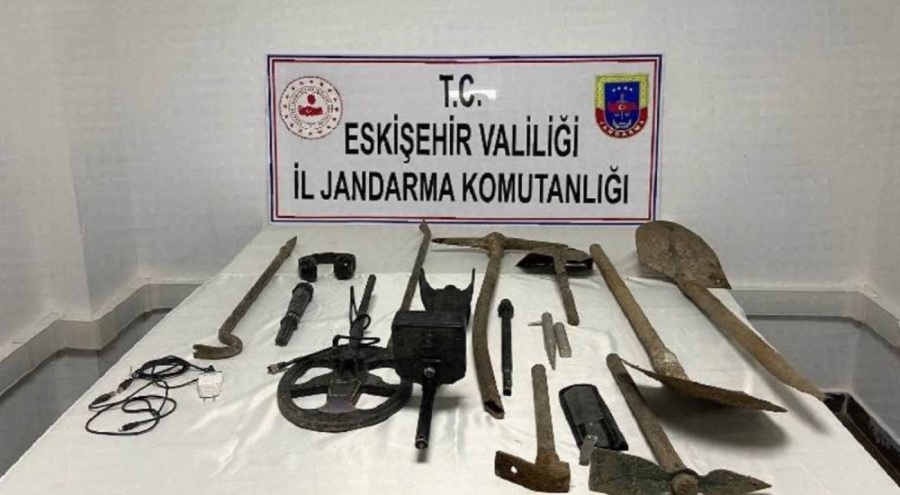 Sit alanında kaçak kazı soruşturmasında tutuklama kararı