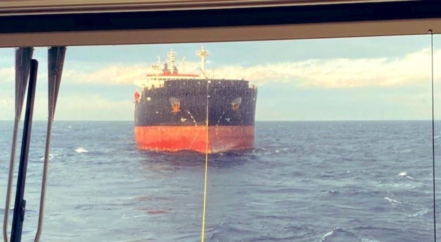 Çanakkale Boğazı'nda arıza yapan tanker kurtarıldı