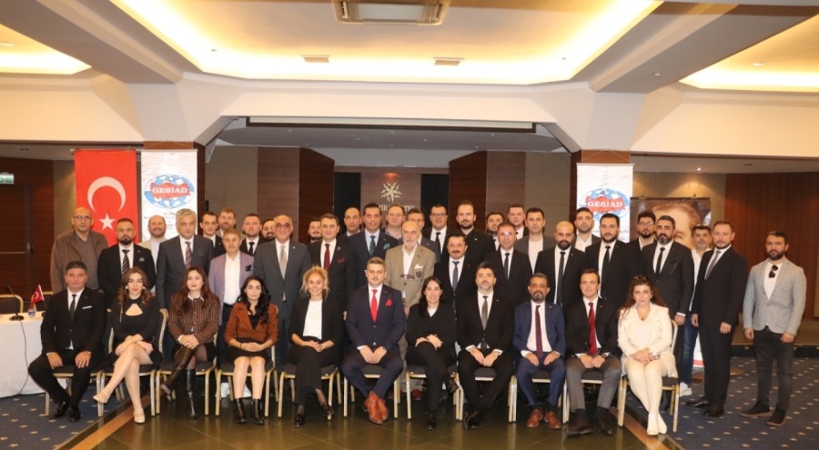 GESİAD'da bayrak değişimi yaşandı