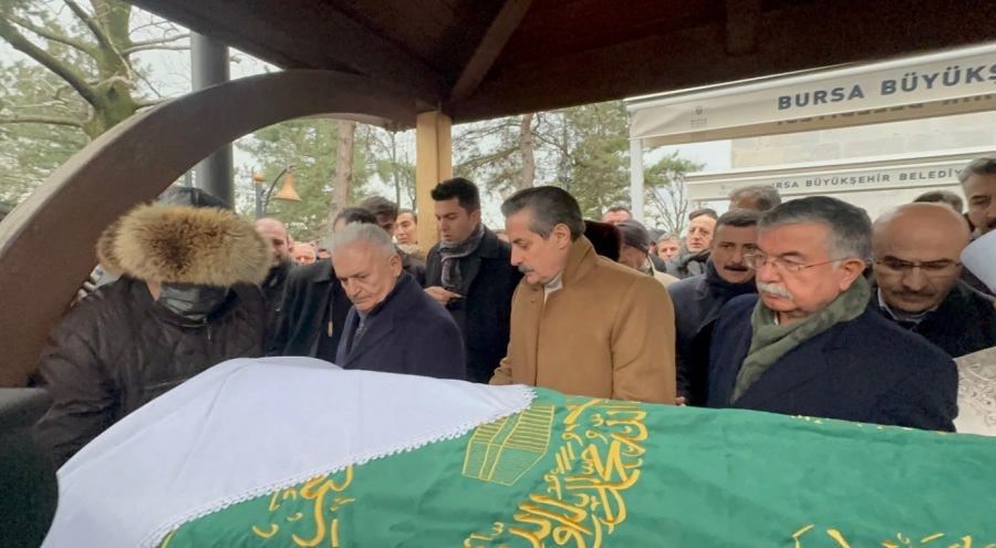 Faruk Çelik'in annesi toprağa verildi