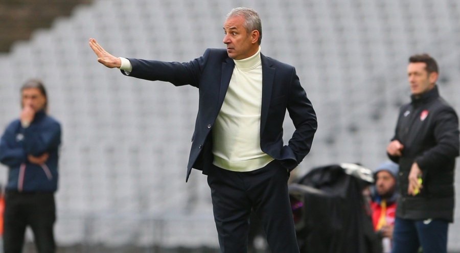 İsmail Kartal rekorlara doymuyor