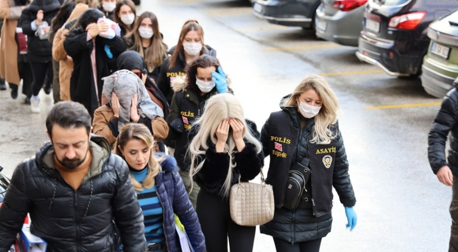 Barbie-Es fuhuş operasyonu: Çok sayıda gözaltı!