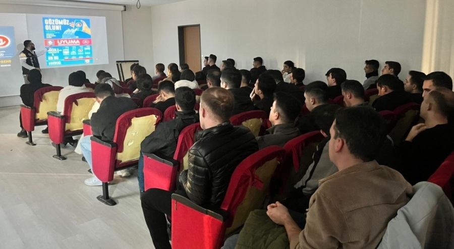 Bursa'da narkotik polisi toplumla buluştu: 49 bin 737 vatandaşı bilgilendirildi
