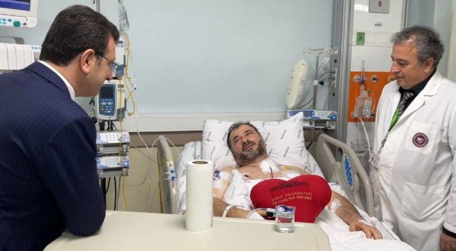 Ekrem İmamoğlu'ndan Fatih Camii imamına ziyaret