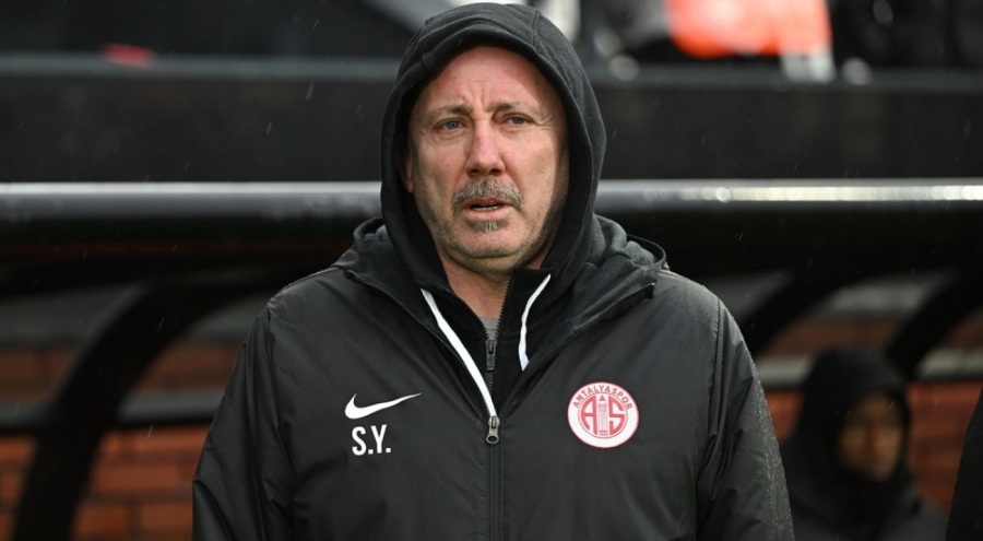 Antalyaspor Teknik Direktörü Yalçın: 3 puanlık bir mutluluk var bizim için