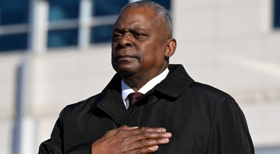 ABD Savunma Bakanı hastaneye kaldırıldı!