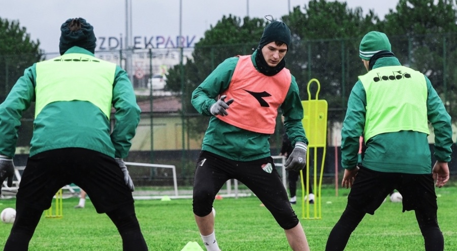 Bursaspor bugün taktik idman çalıştı