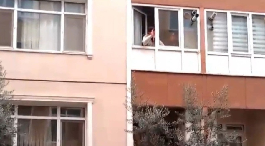 Haber alınamayan yaşlı adam evinde uyurken bulundu