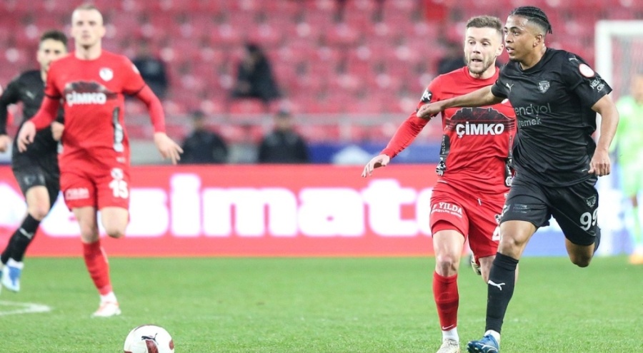 Hatayspor ile Gaziantep FK maçında gol sesi duyulmadı