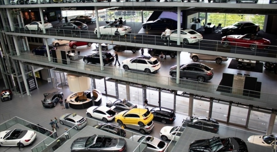 Alman otomotiv sektörü 2024'e temkinli yaklaşıyor