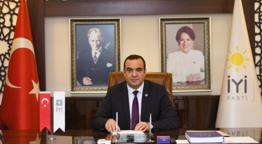 İYİ Parti'de deprem... İl Başkanı görevden alındı, yönetimden istifa kararı!