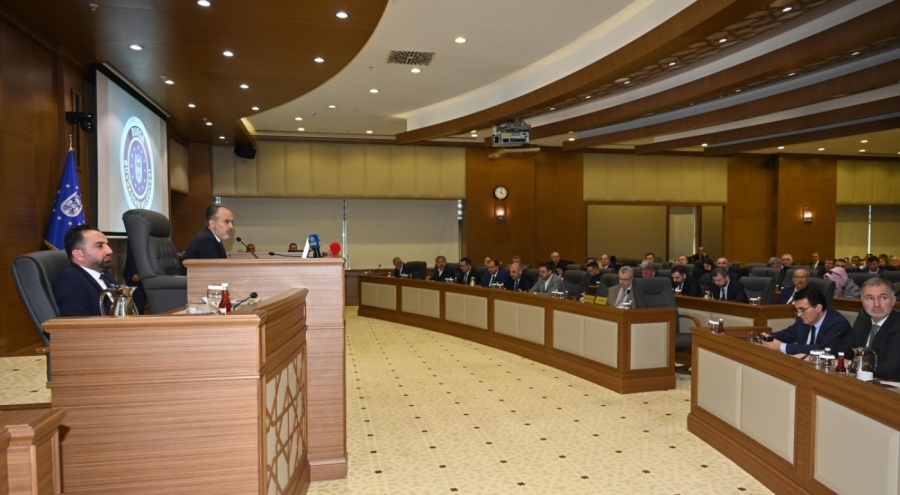 Bursa Büyükşehir Belediye Başkanı Alinur Aktaş: "Benimle ilgili 1 lira bulsunlar bu ülkeyi terk ederim