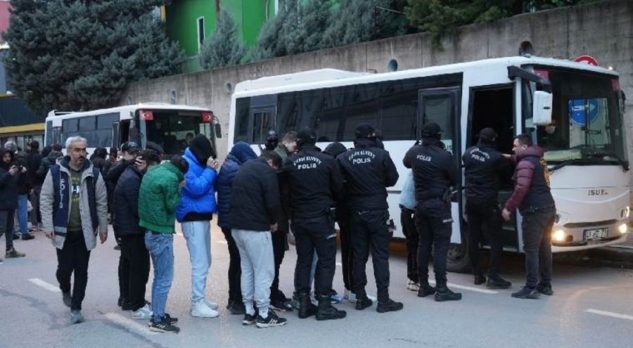 Milyonluk vurgun yapan dolandırıcılık şebekesi çökertildi!