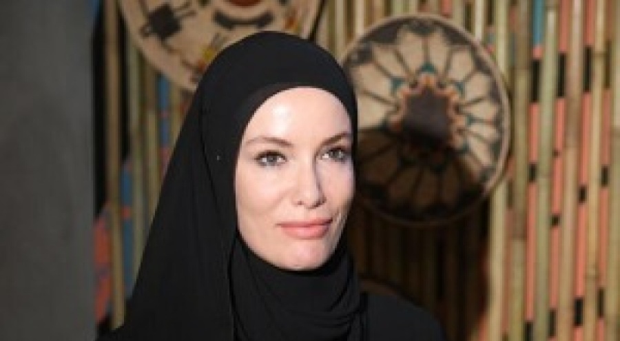 Gamze Özçelik Epstein skandalına tepki gösterdi