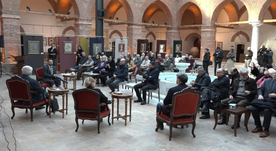 Bursa'da 'Bir Koleksiyoner, Bin Hikaye' konulu söyleşi düzenlendi