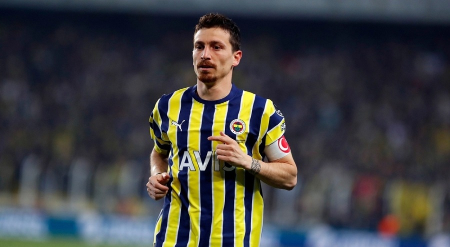 Ankaragücü Mert Hakan Yandaş'ı  kadrosuna katmak istiyor