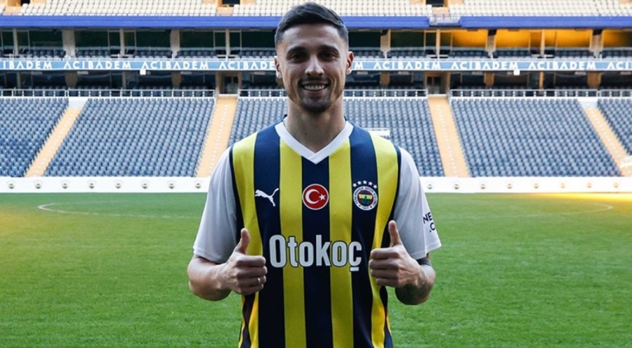 Fenerbahçe, Rade Krunic'i satın alma opsiyonuyla kiraladı