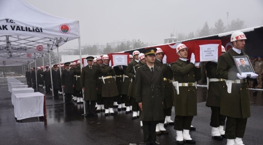 Türkiye şehitlerini uğurluyor! Şehit olan 9 askerden 6'sı bugün defnedilecek