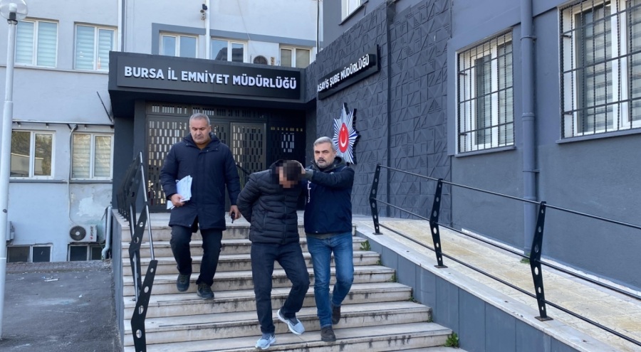 Bursa'da patronun oğlu çalışanını bıçaklayarak öldürdü