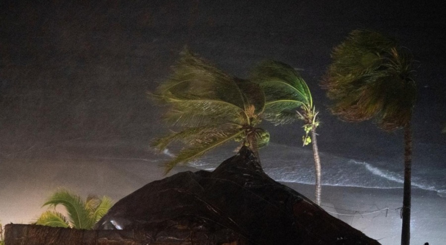 La Reunion'da kırmızı alarm verildi