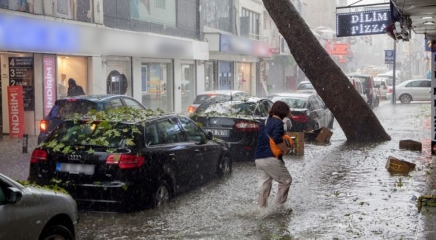 Bakan Yerlikaya, su baskınlarına karşı uyardı