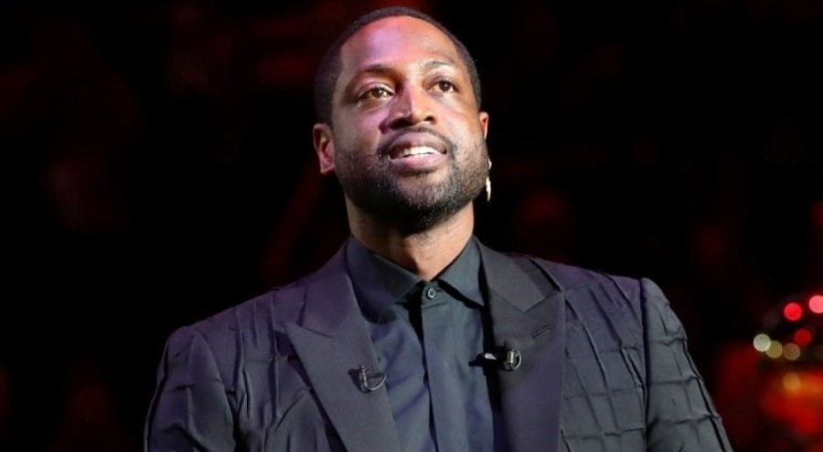 NBA efsane ismi Dwyane Wade'in heykeli dikilecek!