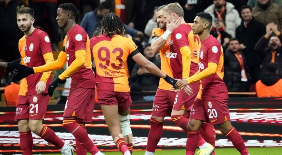 Galatasaray, Kayserispor'u 2-1 yendi!
