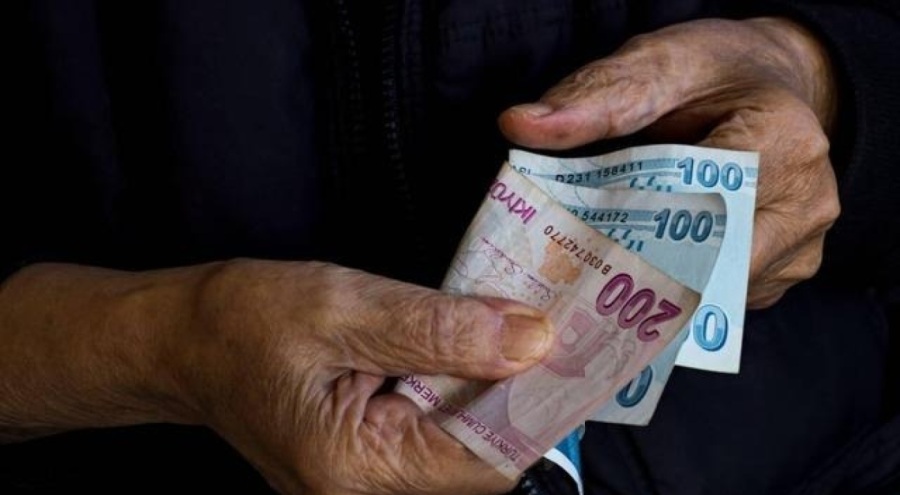 DİSK'ten en düşük emekli maaşı ve kademeli emeklilik açıklaması