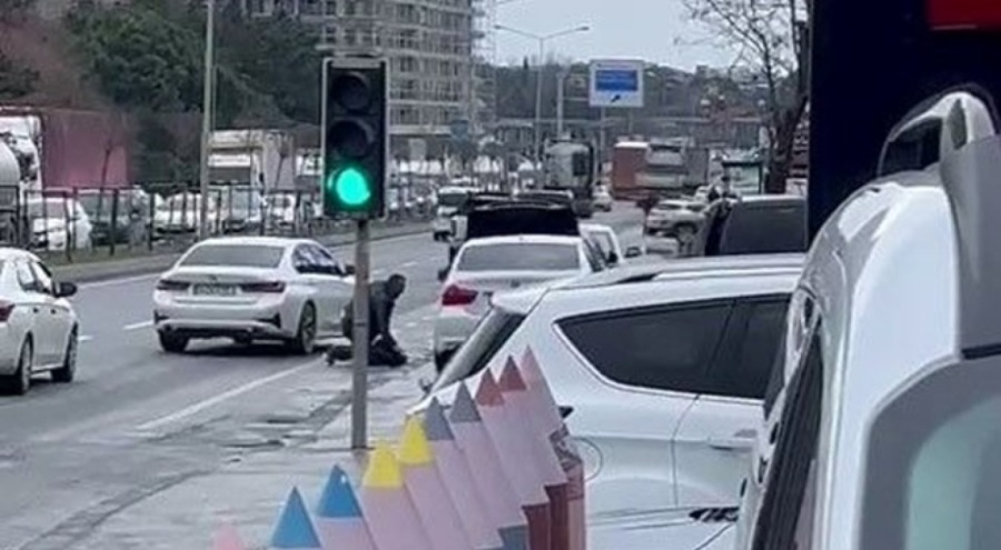 Esenyurt'ta banka çıkışında 482 bin liralık gasp