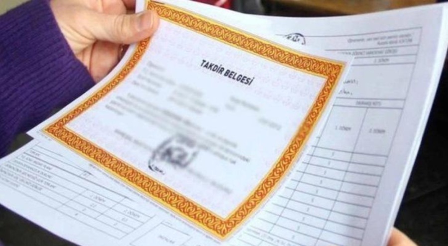 Öğrencilere 10 bin 200 lira karne parası verilecek!
