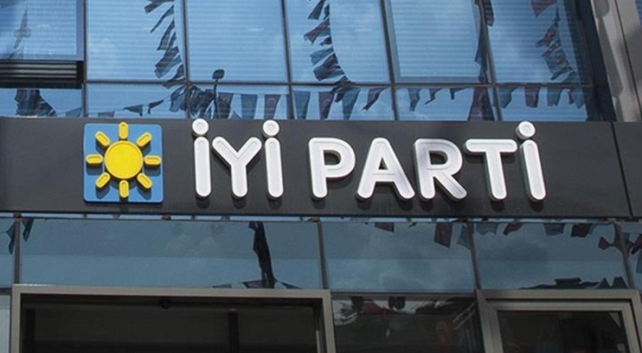 CHP'den istifa edip İYİ Parti'ye geçti