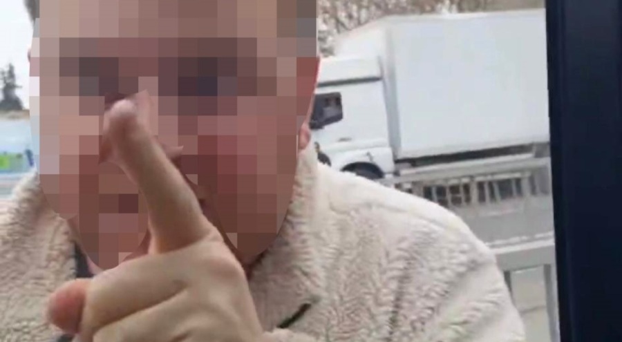 Trafik magandaları yakalandı: Ayna kırıp tehdit etmişti