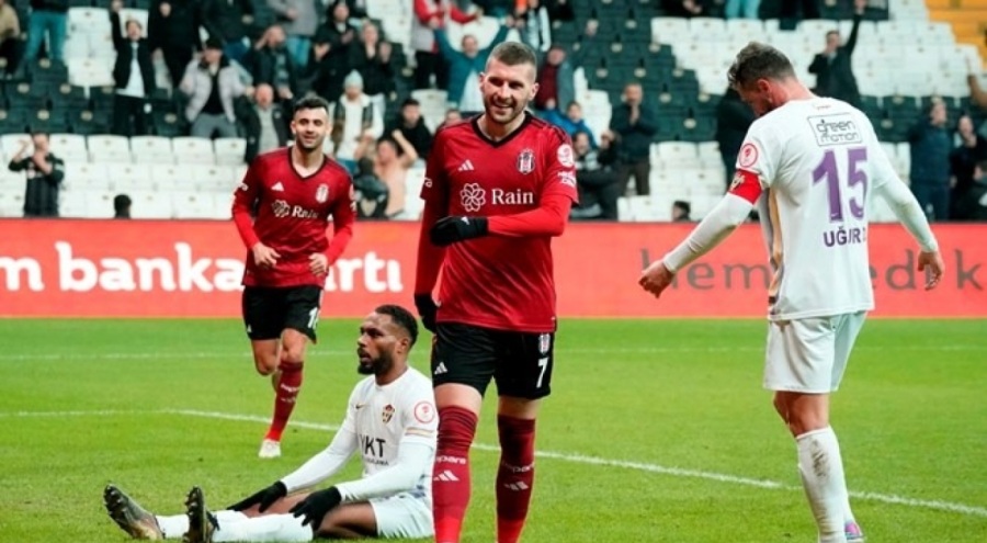 Ante Rebic, Beşiktaş'ta ilk golünü attı