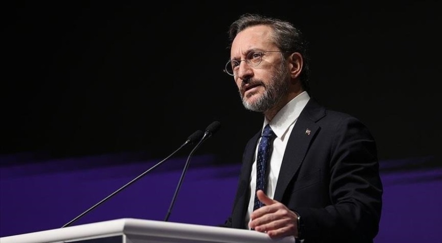 Fahrettin Altun'dan, Gezeravcı'nın uzay yolculuğuna ilişkin paylaşım
