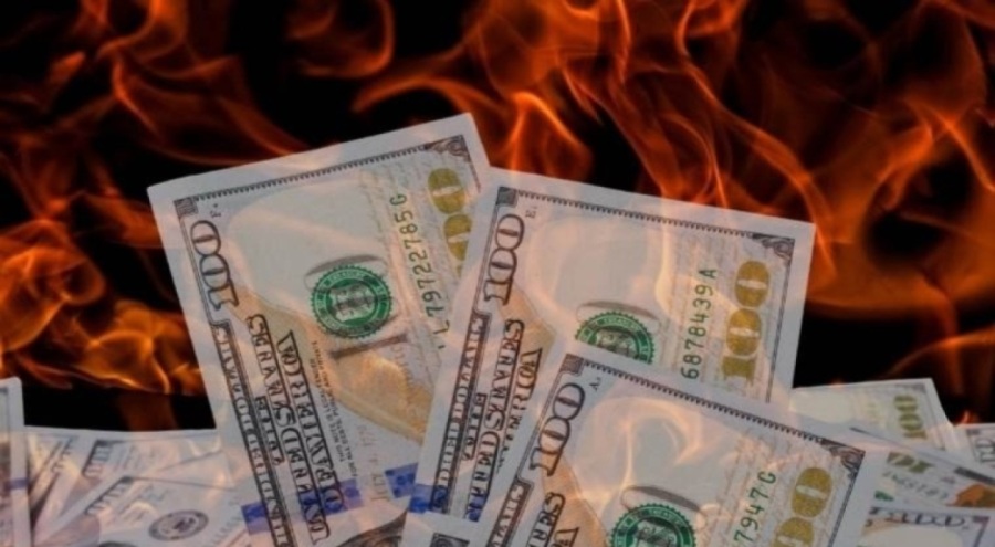 Dolar rekor tazeledi!