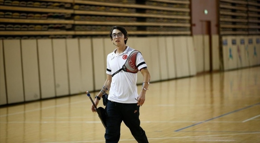 Milli okçu Mete Gazoz, bu yılda "yılın okçusu" olmaya odaklandı