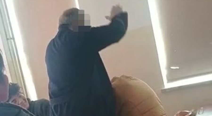 Öğrencisini darp eden öğretmene 3 bin TL ceza verildi!